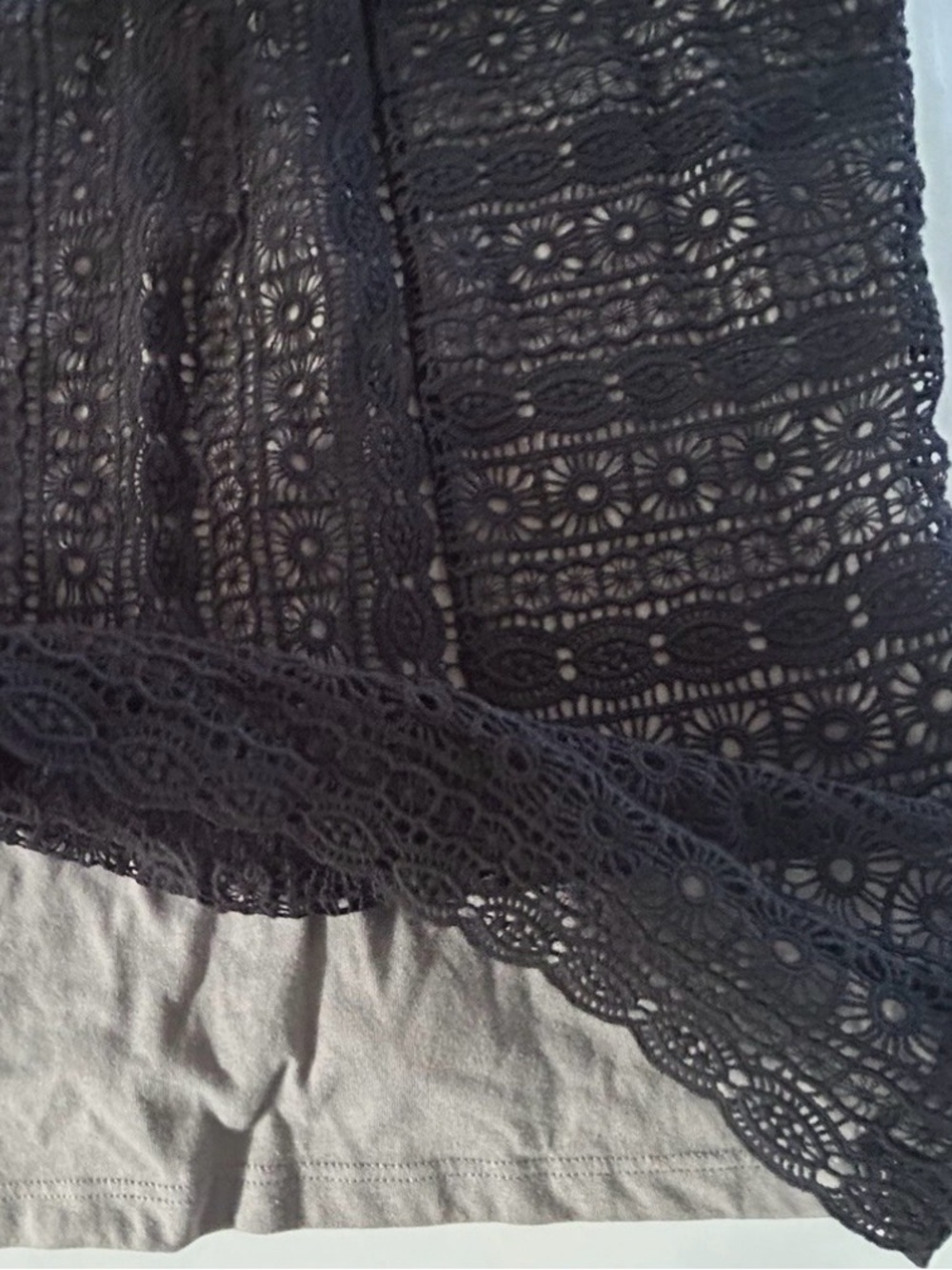 American Eagle Outfitters Black Lace Crochet Tank Camisole - Picture 3 of 6